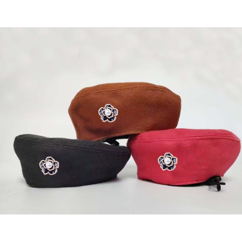 NEW In Style Dog Bonnet Hat