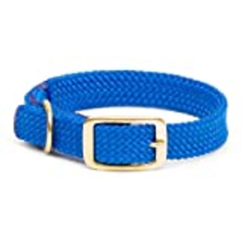 Blue:Adjustable double-braid dog collarWaterproof and durable webbingFeatures all brass hardware buckle and "D" ringMatches Mendota snap leashes perfectlyChoose 1" wide or 9/16" wide for small breed and puppies"