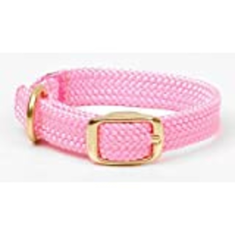 Kelly Green:Adjustable double-braid dog collarWaterproof and durable webbingFeatures all brass hardware buckle and "D" ringMatches Mendota snap leashes perfectlyChoose 1" wide or 9/16" wide for small breed and puppies"